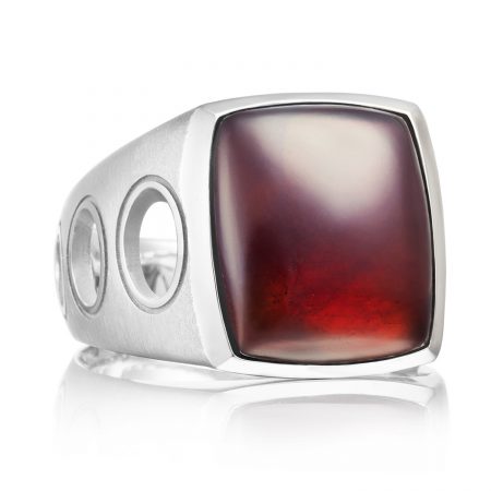 Vented Gemstone Ring featuring Garnet over Mother of Pearl